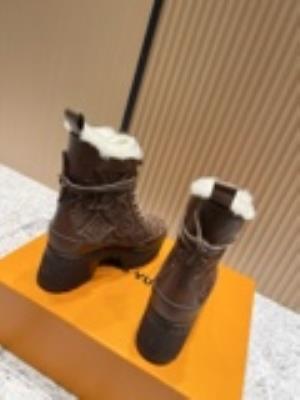 wholesale quality women louis vuitton shoes model no. 538
